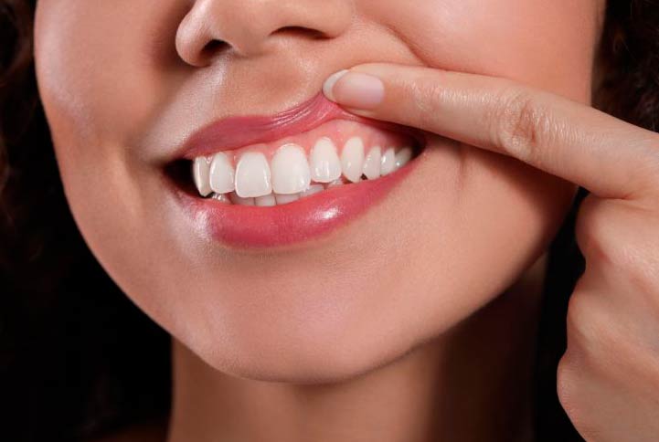 dentista experto en encías valencia